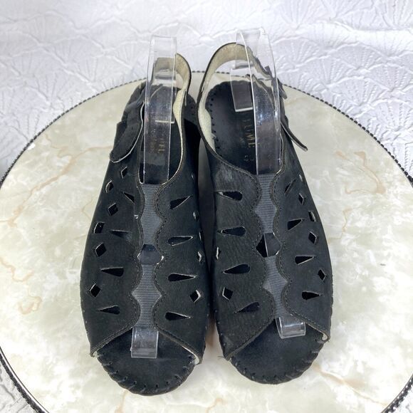 La Plume Shoes Womens 9.5 Black Suede Cutout Peep Toe Casual Walking Slingback - Picture 4 of 12
